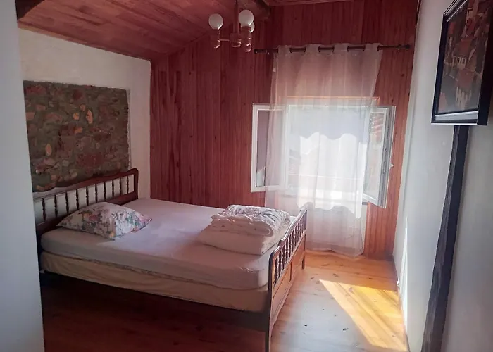 Semesterbostad Maison De Charme A Avec Vue Sur La Montagne Arnaud-Guilhem